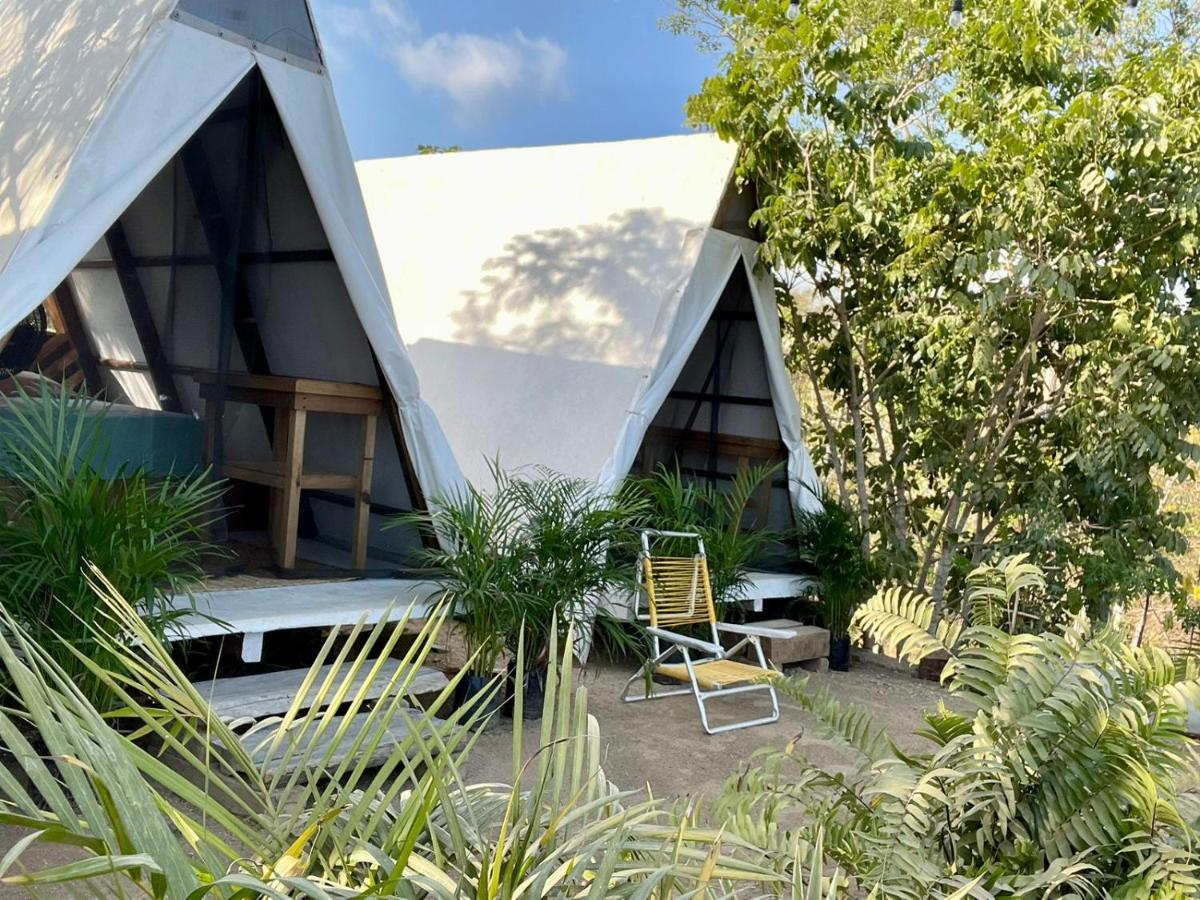 فندق Glamping Tepeyollotl ترونكونيس المظهر الخارجي الصورة